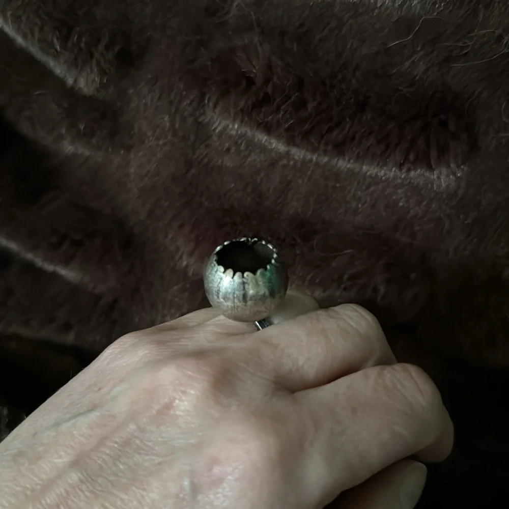 Konplott Elegant Silver-Toned Ring - Picture 3 of 6